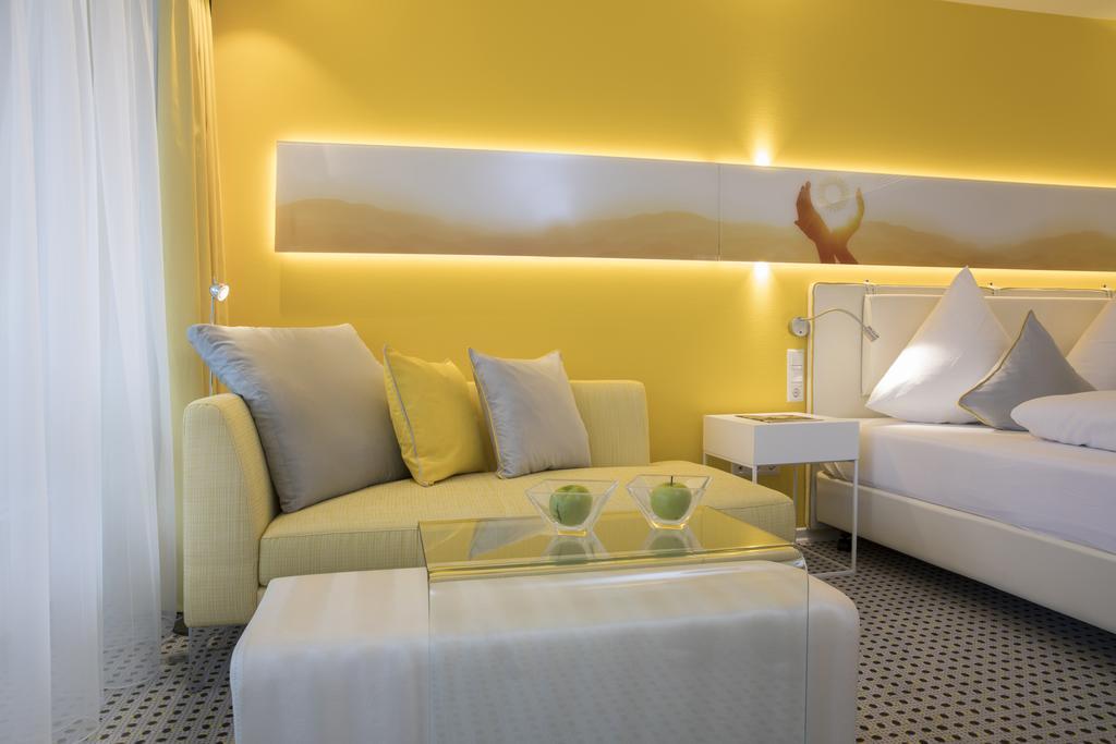Sonnenhof Hotel & Spa Lautenbach Екстериор снимка
